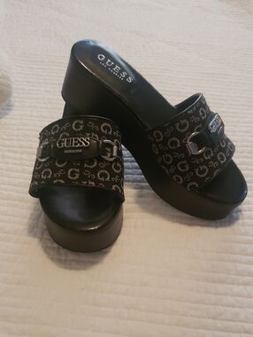 Guess Black Logo Platform Mule Slides LIKE NEW